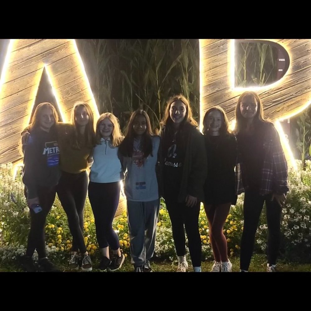 Meet your Posher, Lillian